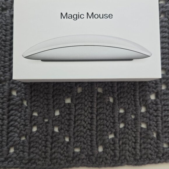 APPLE Magic Mouse 2 (MLA02LL/A) - Picture 1 of 3